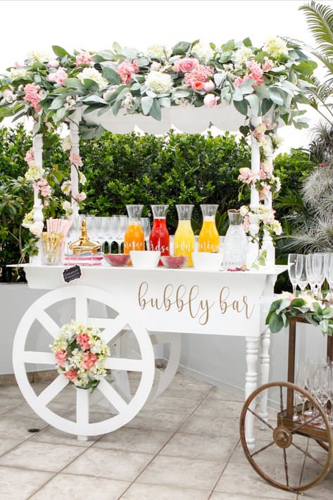 Mimosa Bar Cart, Mimosa Cart, Carnival Stalls, Boutique Store Front Ideas, Mimosas Bar, Flower Booth, Champagne Cart, Pink Mimosa, Pink Prosecco