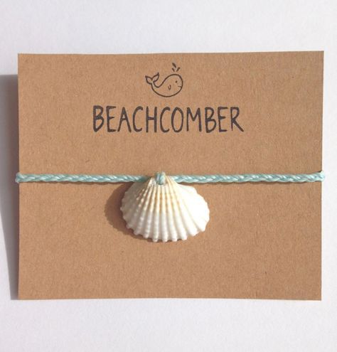 beach anklet, shell anklet, beach jewelry, mermaid jewelry, beachcomber bohemian accessory Seashell Bracelet, Shells Diy, Beachy Jewelry, Shell Crafts Diy, Beach Anklets, Mermaid Jewelry, Seashell Jewelry, Gelang Manik, Ocean Jewelry