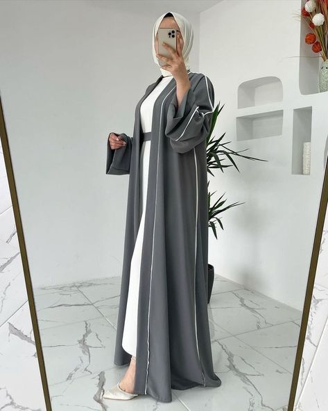 Available🖤✨ Wholesale...18 $(Negotiable) Retail...28 $ For more details, contact us at +971521525570(Whatsapp,Telegram)📲 #abaya #hijab #hijabi #dubai #jilbab #scarf #dress #islamic Two Piece Abaya Designs, Two Piece Abaya, New Design Abaya, Dress For Muslim Women, Plain Abaya, Burkha Designs, Design Abaya, Abaya Design, Chic Evening Dress