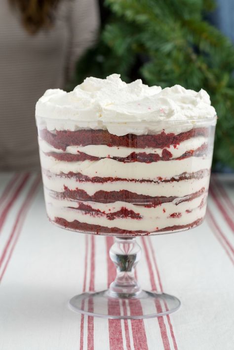 This Red Velvet Cheesecake Trifle Is Everything You Ever Wanted Christmas To Be  - Delish.com Trifle Bowl Desserts, Red Velvet Trifle, Trifle Bowl Recipes, Pumpkin Trifle, Trifle Cake, Red Velvet Cheesecake Brownies, Trifle Dessert Recipes, Christmas Trifle, Cheesecake Trifle