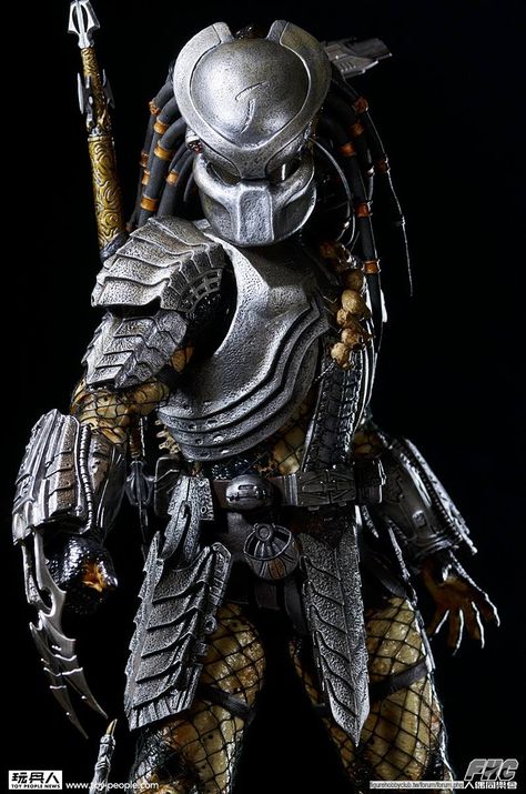 That looks boss Predator Tattoo, Alien Predator, Predator Helmet, Predator Artwork, Predator Alien Art, Predator Movie, Arte Alien, The Predator, Aliens Movie