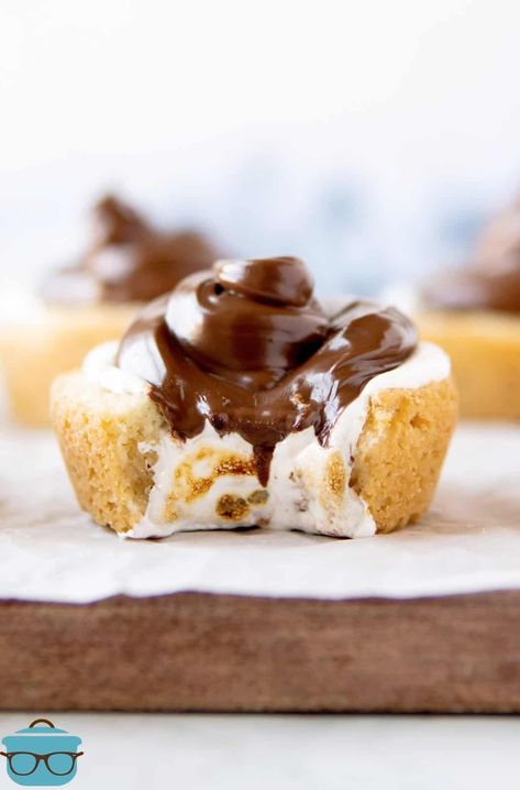 Moist Butter Cake Recipe, S'mores Cookie Cups, Sugar Cookie Dough Recipe, Cookie Cups Recipe, Chocolate Lasagna, Sweet Treats Desserts, Easy Chicken Pot Pie, Country Cook, Cookie Dough Recipes