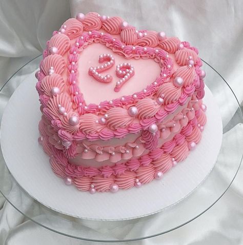 29th Birthday Cakes, Shaped Birthday Cake, Heart Shaped Birthday Cake, Heart Birthday Cake, Heart Shaped Cake, Vintage Birthday Cakes, 21st Birthday Cakes, Pink Birthday Cakes, Custom Birthday Cakes