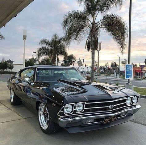 Chevy Chevelle Ss, Old Vintage Cars, Chevy Muscle Cars, Chevy Chevelle, Chevelle Ss, Classy Cars, Pretty Cars, Chevrolet Chevelle, Us Cars