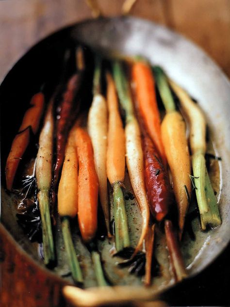 Braised Carrots with Orange and Rosemary Recipe | Leite's Culinaria Baked Squash Recipes, Braised Carrots, Sara Foster, Rosemary Recipes, Butter Carrots, Veggie Delight, Cooked Carrots, Fall Cooking, Carrot Recipes