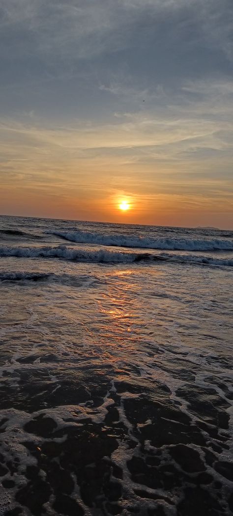 Goa Morning View, Sunset Asthetic Snap, Indian Beach Aesthetic, Goa Asthetic Picture, Goa Beach Snap, Goa Beach Aesthetic, Goa Aesthetic Pictures, Goa Images, Goa Snaps