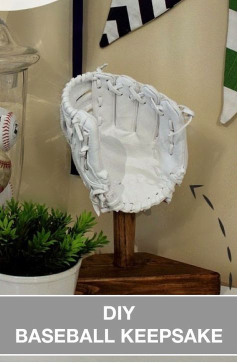 Make this DIY Baseball Glove Keepsake using Rust-Oleum Fabric and Vinyl spray paint. It would be adorable in a baseball-loving kid’s bedroom. Vinyl Spray Paint, Baseball Score Keeping, Boys Bed, Baseball Ideas, Sports Bedding, Baseball Mitt, Baseball Crafts, Baseball Helmet, Baseball Decor