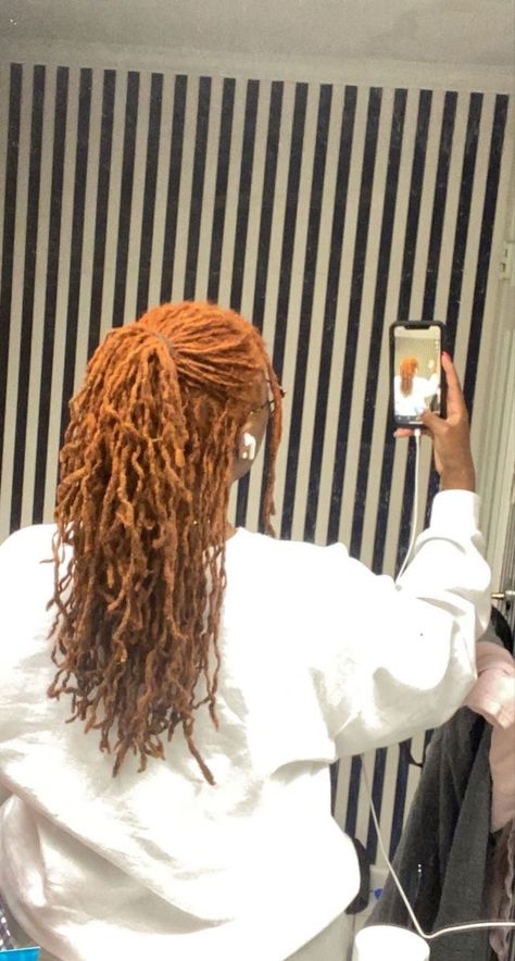 Locs Hair Color Ideas, Different Loc Sizes, Copper Brown Locs, Locs Hair Color, Colored Microlocs, Curled Locs, Layered Locs, Locs Aesthetic, Ginger Locs