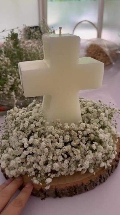 Communion Table Decorations, Baptism Reception, Baptism Decorations Boy, Decoration Communion, Communion Centerpieces, Baptism Themes, Baptism Party Decorations, Cross Candles, Recuerdos Primera Comunion Ideas