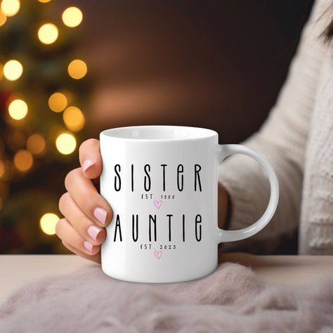 New Aunt Personalized Gift, Baby Announcement Coffee Mug for Aunt, Baby Reveal, Promoted to Aunt, Pregnancy Birth Announcement Gift Baby Announcement To Sister, Aunt Baby, Promoted To Aunt, Birth Announcement Gifts, Cute Pregnancy Announcement, Baby Reveal Party, New Aunt, Shooting Ideas, Reveal Party