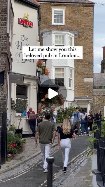 A Lady in London on Instagram: "What’s your favorite pub in London? There are so many good ones to choose from, but mine has to be the Holly Bush. It used to be my local, and I still love its historic atmosphere and cozy corners. 

You can see it and more on my blog. Head to the link in my bio, @aladyinlondon, and use the search box to find my blog post about Hampstead. It’s also on the route of my free self-guided walk in the area. ✨" The Holly Bush London, London Instagrammable Places, London Hop On Hop Off Bus, Most Instagrammable Places In London, Busy London Street, Holly Bush, Inside Outside, A Lady, Walk In