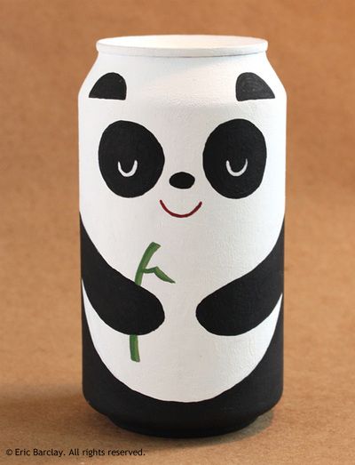 Painted Soda Can Panda Bottle Piggy Bank Diy, Panda Craft, Panda Items, Clay Fairy, Puppet Theatre, Diy Glass Bottle Crafts, Painting Decor, Tassen Design, Diy Bottle Crafts