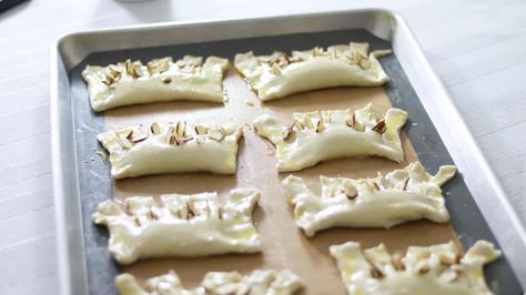 Bear Claw Pastry, Bear Claw Recipe Puff Pastries, Bear Claw Recipe, Almond Pastry, Almond Powder, Panera Bread, Bear Claws, Puff Pastry Sheets, Pastry Sheets