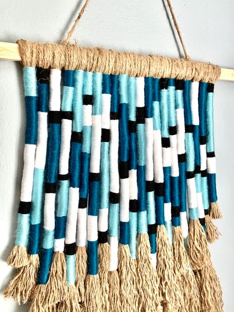 St Pete Beach Florida, Eclectic Wall Decor, Boho Yarn, Rustic Wall Hangings, Yarn Wall Art, Yarn Wall, Wall Art Rustic, Mini Macrame, Yarn Wall Hanging