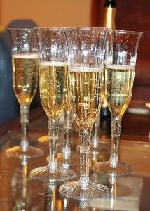 No need to panic if you've been called upon to make a birthday toast - these tips will help you prepare a memorable toast! Birthday Toast, 75th Birthday Parties, Gala Ideas, Fundraising Gala, Toasting Flutes, 75th Birthday, Champagne Toast, Gift Cake, Family Event