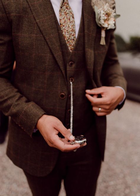 Groom in three piece brown checkered suit with dried buttonhole gets out his silver engraved pocket watch Wedding Accessories For Men, Grooms Accessories, 3 Piece Suit Wedding, Checkered Suit, Made With Love Bridal, Wedding Fits, Grooms Men, Brown Checkered, Wedding Gift List