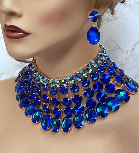 Purple Bridal Jewelry Set, Bridal Shoulder Jewelry Necklace Earrings, Ballroom Jewelry, Unique Wedding Jewelry, Chunky Bib Statement Set - Etsy France Royal Blue Necklace, Ballroom Jewelry, Blue Wedding Jewelry, Shoulder Jewelry, Evening Jewelry, Royal Blue Wedding, Special Occasion Jewelry, Gold Bridal Jewellery Sets, Crystal Jewelry Sets