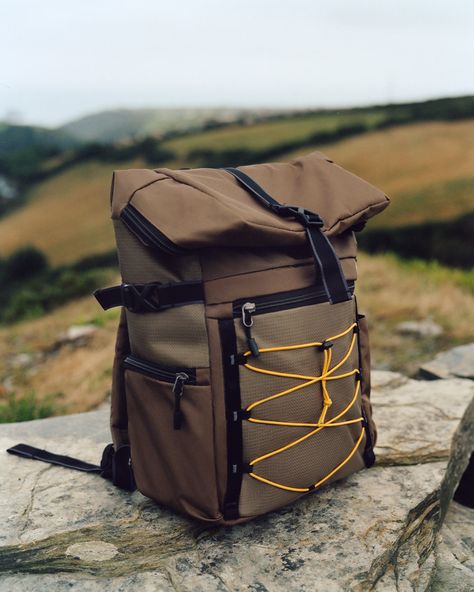 Antler meets those who travel often- stories and journeys that remind us what it means to travel. Backpack Suitcase, Roll Top Backpack, Rolltop Backpack, Suitcase Handle, Hardside Luggage, Green Travel, Top Backpacks, Roll Top, Ripstop Fabric