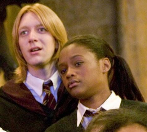 George Weasley and Angelina Johnson Angelina Johnson Harry Potter, Angelina Johnson, Roxanne Weasley, Harry Potter Next Generation, Weasley Family, Harry Potter Quidditch, Phelps Twins, Oliver Phelps, Fred And George Weasley