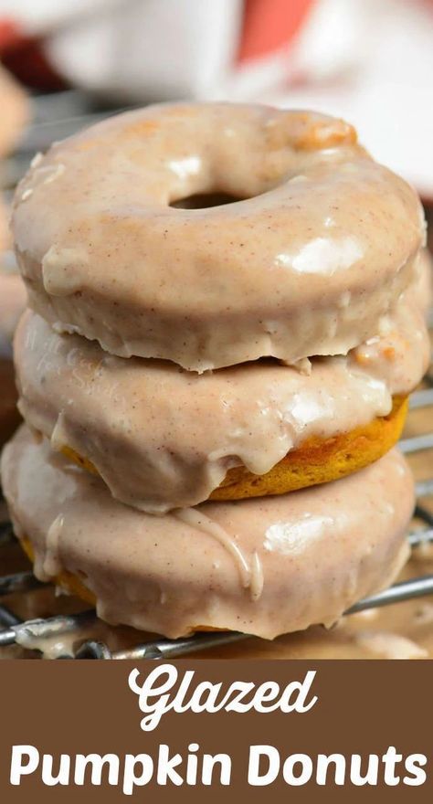 Easy Pumpkin Spice Muffins, Recipes Dessert Easy, Beignets Cuits, Pumpkin Donuts Recipe, Pumpkin Doughnut, Cinnamon Glaze, Homemade Donuts Recipe, Baked Donut Recipes, Pumpkin Spice Donut