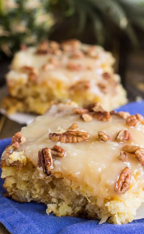 Pineapple Sheet Cake- exceptionally moist and topped with a sweet, coconut-laced icing. Pineapple Sheet Cake Recipe, Pineapple Sheet Cake, Resipi Kek, Pineapple Desserts, Sheet Cake Recipes, Pineapple Cake, A Piece Of Cake, Crushed Pineapple, Desserts To Make