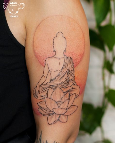 Buddha tattoo on arm with color #buddha #budda #buddhatattoo #tattoo #mysietatuaze #armtattoo #colortattoo #lotostattoo #lotos #meditation Buddha Lotus Tattoo, Tattoo On Arm, Inner Bicep Tattoo, Ink Therapy, Buddha Tattoo, Chinese Tattoo, Bicep Tattoo, Leg Sleeve, Lotus Tattoo