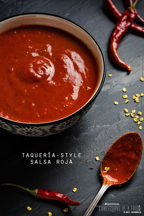 Roja Hot, Mexican Salsa Recipes, Salsa Sauce, Mexican Salsa, Hot Sauce Recipes, Spicy Salsa, Food Photography Props, Turkey Recipe, Homemade Salsa