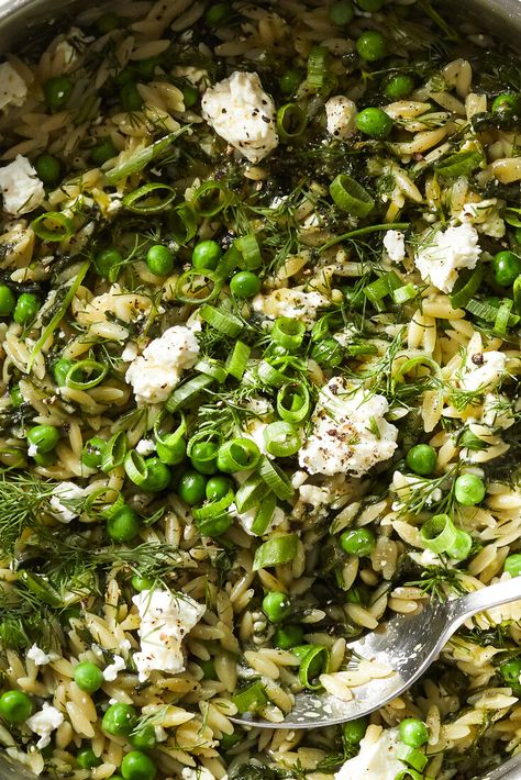 Pastry Chef Photography, Almond Snowballs, Orzo With Spinach, Lemony Orzo, Orzo Spinach, Baked Risotto, Chef Photography, Mushroom Bourguignon, Spinach Orzo