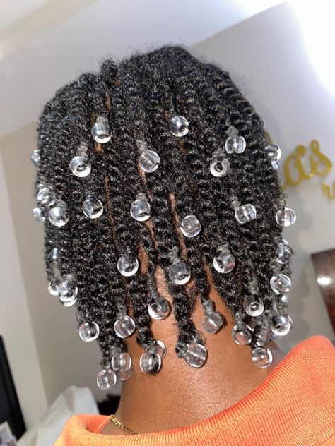 #naturalhairwithbeads Natural Twist With Beads, Short Hair With Beads, Natural Hair Twists With Beads, Natural Hair With Beads, Short Twists Natural Hair, Hair With Beads, Cornrow Hairstyles For School, Beaded Braids, Hairstyles With Beads