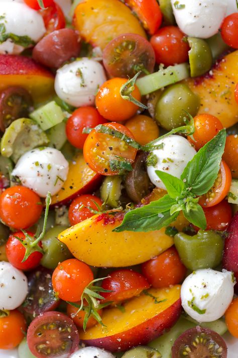 Cherry Tomato, Nectarine and Mozzarella Salad - Baking the Goods Nectarine Salad, Nectarine Recipes, Pickled Cherries, Cherries Salad, Mozzarella Salad, Cold Lunches, Tomato Mozzarella, Nectarine, Yummy Salad Recipes