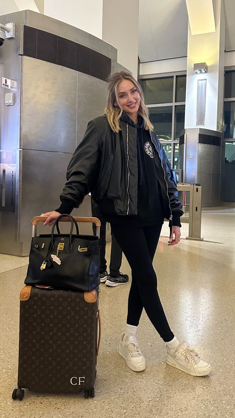 Chiara Ferragni - IG Story May 5, 2024 Black Birkin Bag, Black Birkin, Chiara Ferragni Style, European Girl, European Girls, May 5, Photography Editing, Ig Story, Birkin Bag