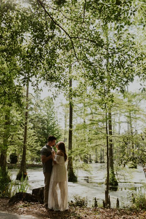 Cypress Gardens Engagement Photos, Cypress Gardens Sc Engagement, Swamp Engagement Photos, Cypress Gardens Sc Wedding, Cypress Gardens Photoshoot, Cypress Gardens Sc, Engament Pictures, Charleston Engagement Photos, Engagement Shoot Ideas