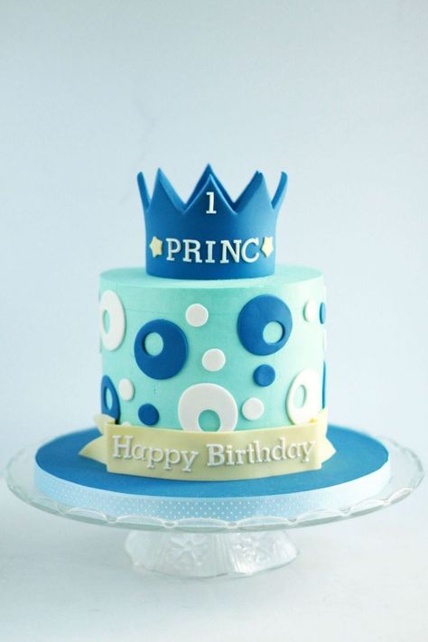 1st Birthday Cake Designs, Polka Dot Cake, Cake Designs For Boy, Dot Cake, 1st Bday Cake, Boys First Birthday Cake, Prince Cake, Boys 1st Birthday Cake, Cakes Decor