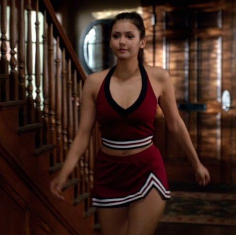 3x22 Vampire Cheerleader, Cheerleading Costume, Cheerleader Halloween, Cheerleader Halloween Costume, Elena Gilbert Style, Hayley And Klaus, Nina Dobrev Style, Cheerleader Costume, Character Inspired Outfits