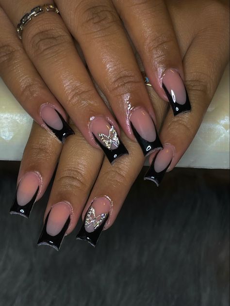 Black Nails Rock Style, Black Nail Rhinestone Design, Black French Tip Birthday Nails, Graduation Nails Ideas 2023 Short, Simple Short Black Nail Ideas, Short Black French Tip Nails With Gems, Simple Black French Tip Nails, Baddie Short Acrylic Nails Black, Medium Length Nails Black