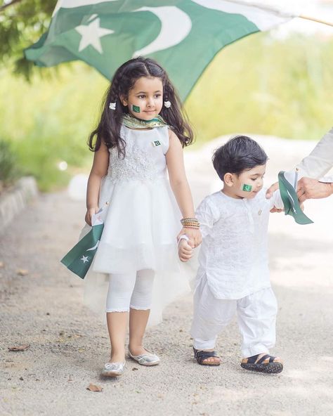 Pakistan Independence, Pakistan Independence Day, Baby Dresses, Baby Dress, Independence Day, Outfit Of The Day, Pakistan, Flower Girl, Flower Girl Dresses