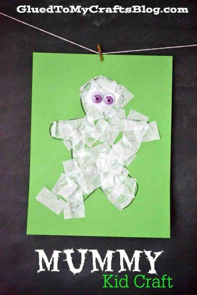 Tissue Paper Mummy {Kid Craft} Halloween Themed Idea Paper Mummy Craft, Mummy Craft, Mummy Crafts, Halloween School Treats, Craft Halloween, Halloween Kindergarten, Halloween Week, October Crafts, Halloween Preschool