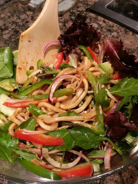 Cold Udon Salad – Eggy's Kitchen Korean Udon, Udon Salad, Udon Noodle Salad, Healthy Korean Recipes, Noodle Salad Cold, To My Aunt, Udon Noodle, Noodle Salad Recipes, She Made Me