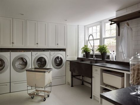 Things We Love: Luxe Laundry Rooms  -  Wow!  I sure could have used a double set of washers and dryers! Rustic Farmhouse Laundry Room, Soapstone Sink, Laundry Room Pedestal, Transitional Laundry Room, Laundry Room Storage Shelves, Laundry Room/mud Room, Room Storage Diy, Basement Laundry Room, Dream Laundry Room