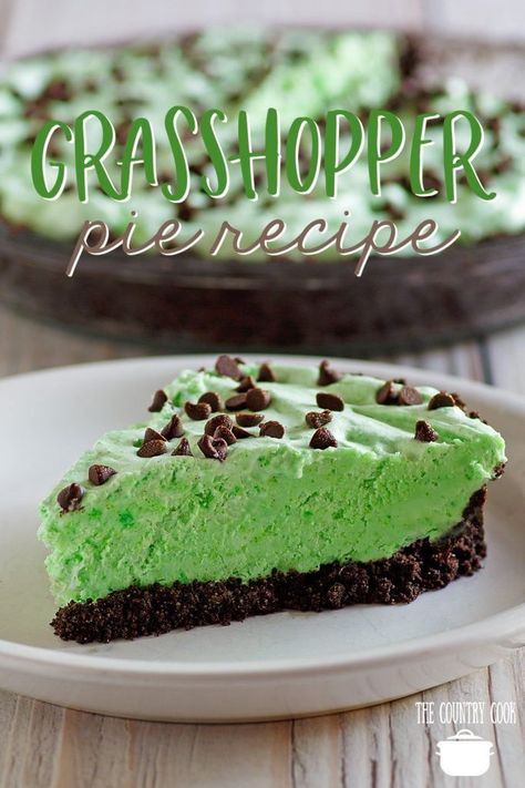 Grasshopper Pie Recipe, Green Pie, No Bake Pie, Mint Desserts, Grasshopper Pie, Country Cook, Mint Recipes, Recipes Summer, Quick Easy Desserts