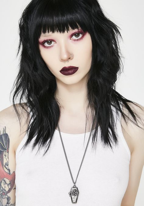 Hair Cuts With Fringe, Easy Goth Hairstyles, Goth Haircut Long, Goth Short Hair, Goth Haircut, Short Hair Plus Size, Goth Hairstyles, Elegance Hair, Gothic Hairstyles