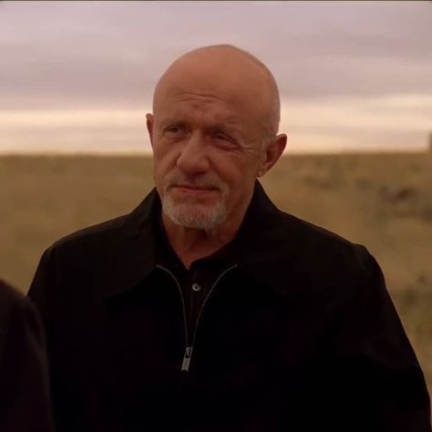 Mike Ehrmantraut Icon, Mike Breaking Bad, Cinematic Pictures, Top 100 Films, Mike Ehrmantraut, Jonathan Banks, Seven Nation Army, Vince Gilligan, Better Call Saul Breaking Bad