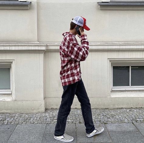 Outfit details: Hat - Souvenir Trucker hat • T-Shirt - Vintage Marlborro Tee • Flannel - Vintage • Pants - Levis Made and Crafted Jeans • Shoes - Vans Checkboard Slip ons | Follow us on Instagram: @morefashionlesshype 💫 Slip On Vans Outfit, Vans Slip On Outfit, Vans Outfit Summer, Slip On Outfit, Trucker Hat Outfit, Vans Checkerboard Slip On, Men Streetstyle, Vans Outfit, Vans Checkerboard