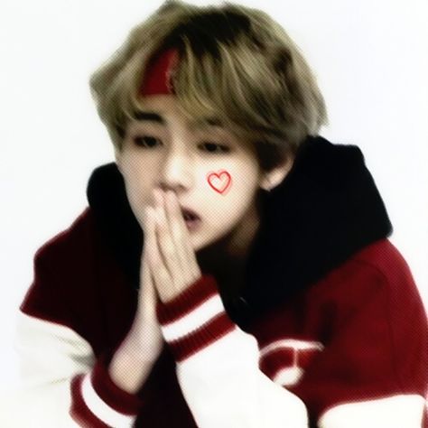 #taehyung #icon #edit #red Taehyung Red, Aesthetic V Pictures, Tae Icons, Anime Cosplay Makeup, Taehyung Icon, Taehyung Abs, Bts V Pictures, Red Icons:), Stylish Couple