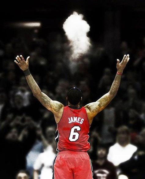 LeBron James. Basketball. Lebron James Heat Wallpaper, Lebron James Live Wallpaper, Lebron James Body, Lebron James Working Out, Lebron James All Star, Lebron James Wallpapers Computer, Lebron James Heat, Lebron And Wade, Lebron James Crying