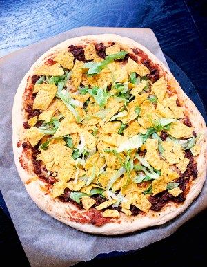 Copycat Casey’s Taco Pizza, Casey’s Taco Pizza, Caseys Pizza Dough Recipe, Casey's Taco Pizza Recipe, Homemade Taco Pizza, Taco Pizza Recipes, Pulled Pork Pizza, Best Pizza Dough Recipe, Best Pizza Dough