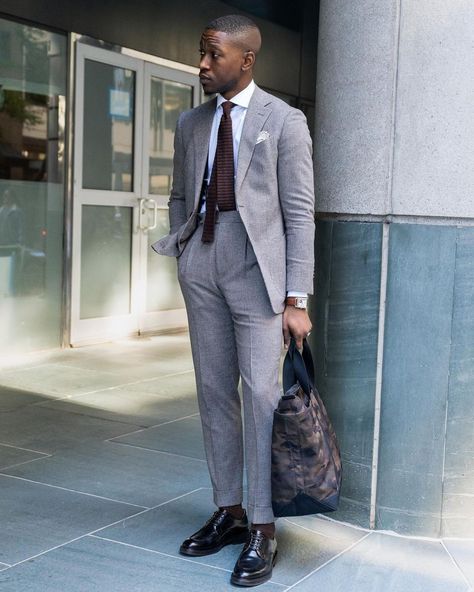 Business Casual Black Men, Men Suit Outfit, Men Graduation Outfit, Green Suit Men, Houndstooth Suit, Gentlemen Style, Grey Suit Men, Stylish Men Wear, Stylish Mens Suits