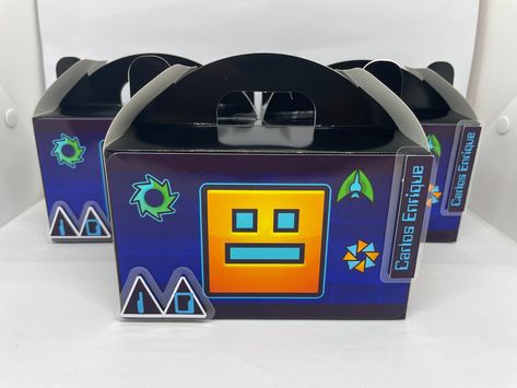 Geometry Dash Personalized Gable Boxes Favor Boxes for Kids - Etsy Geometry Dash Party, Geometry Games, Geometry Dash, Kids Favors, Candy Pop, Gable Boxes, Loot Bags, San Lorenzo, Kids Boxing