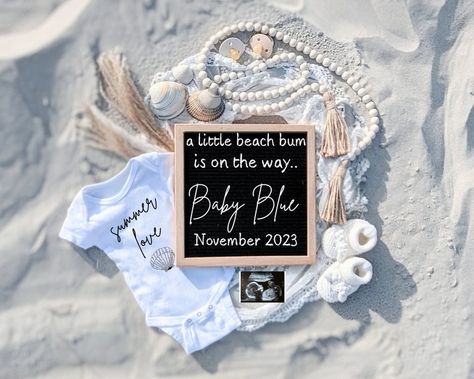 Pregnancy Announcement 3rd Baby, Baby Announcement Summer, Pregnancy Announcement Beach, Beach Baby Announcement, Summer Pregnancy Announcement, 3rd Baby Announcement, Beach Pregnancy Announcement, Mom Pregnancy Announcement, Pregnancy Announcement Photoshoot