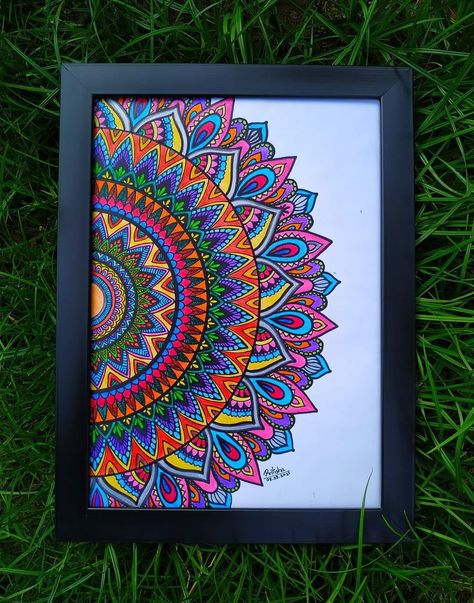 Drownings Easy Cute Colour, Mandala Art With Sketch Pens, Drownings Easy, Art With Sketch Pens, Dua Pic, Colour Mandala, Mandala Doodle, Easy Mandala Drawing, Mandala Art Therapy